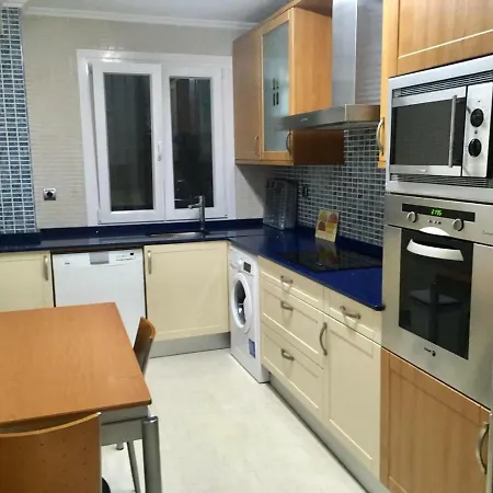 Coqueto Junto A Casco Viejo *