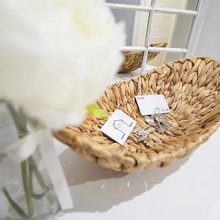 Coqueto Junto A Casco Viejo *