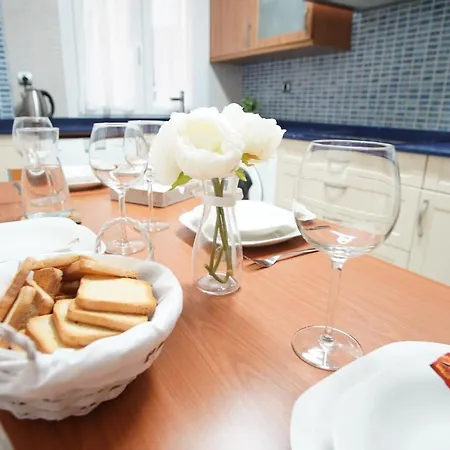 Apartman Coqueto Junto A Casco Viejo *