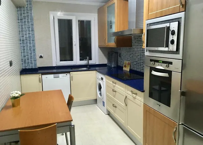 Coqueto Junto A Casco Viejo *