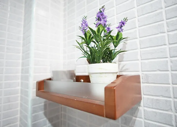 Coqueto Junto A Casco Viejo *